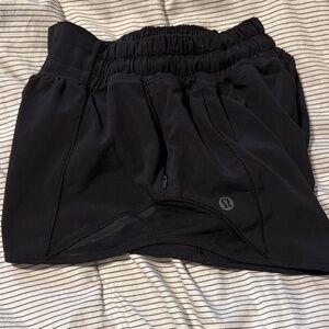 Lululemon "Hotty Hot" Black Shorts 2in Size 0